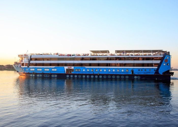 Lady Mary Nile Cruise